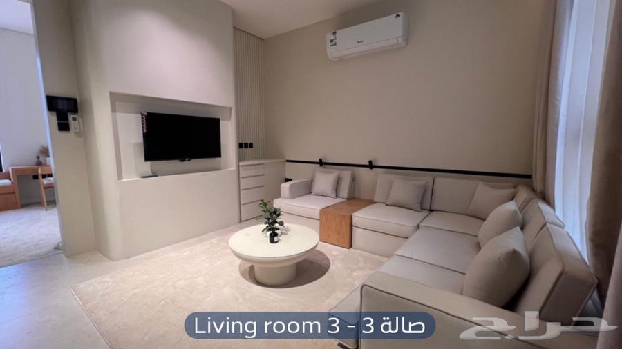 4 bedroom villa in Dhahrat Laban 10
