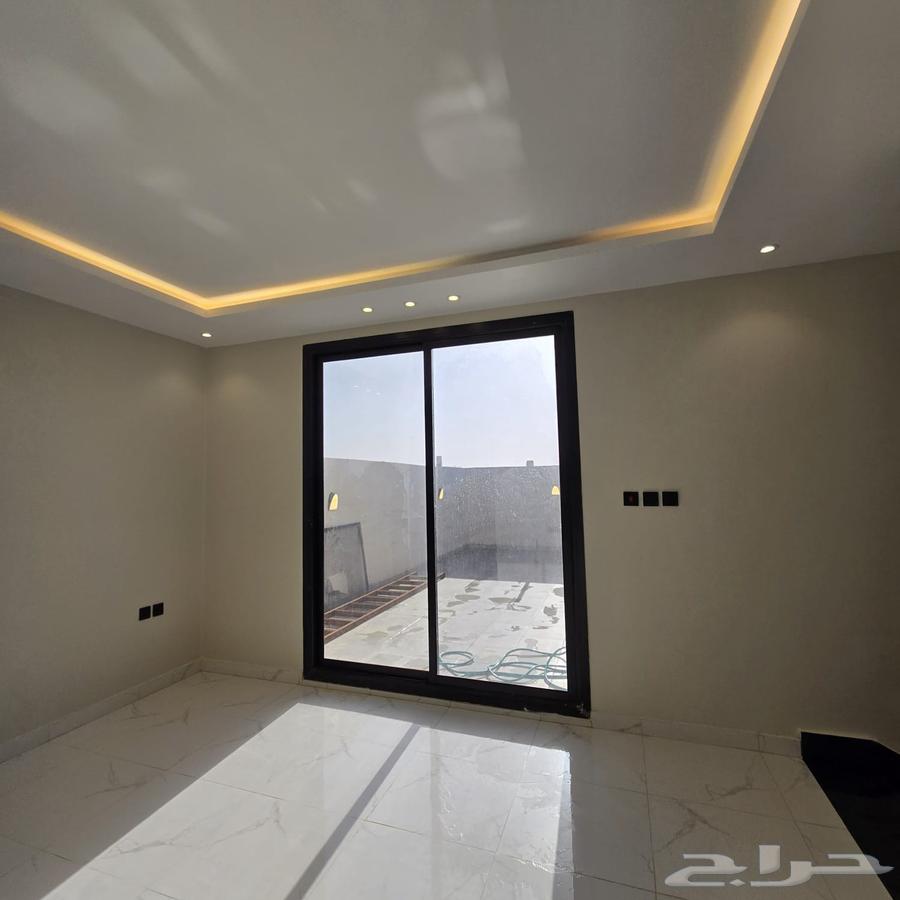 4 bedroom villa in Al Mahdiyyah 3