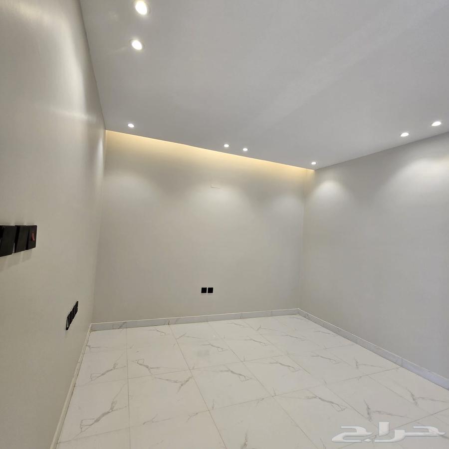 4 bedroom villa in Al Mahdiyyah 4