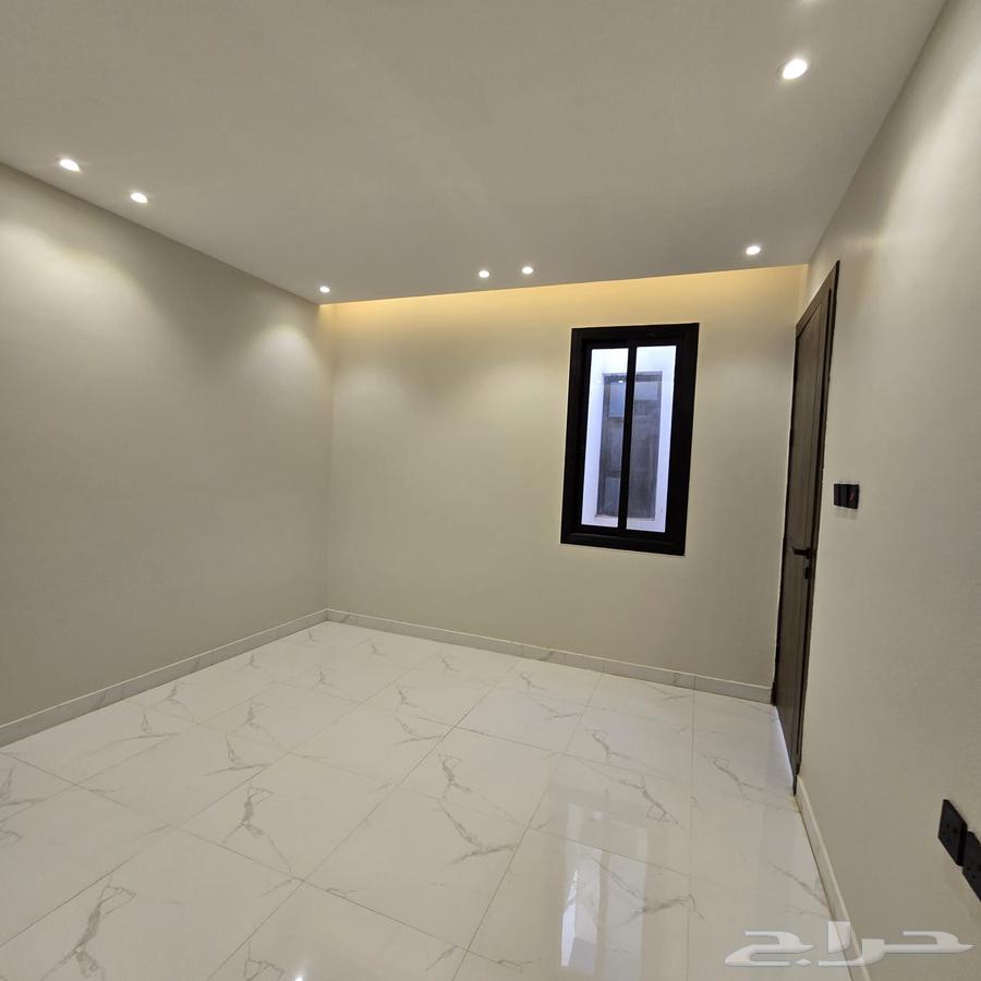 4 bedroom villa in Al Mahdiyyah 5