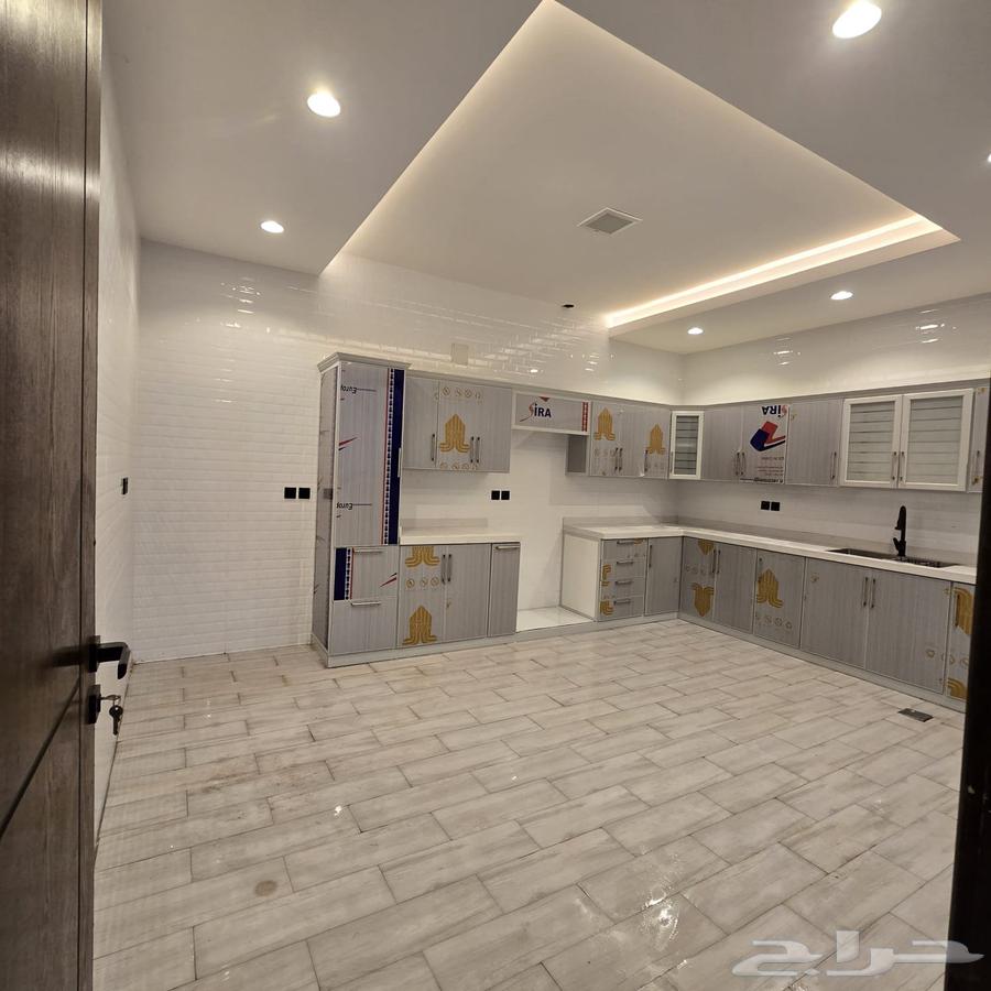 4 bedroom villa in Al Mahdiyyah 6