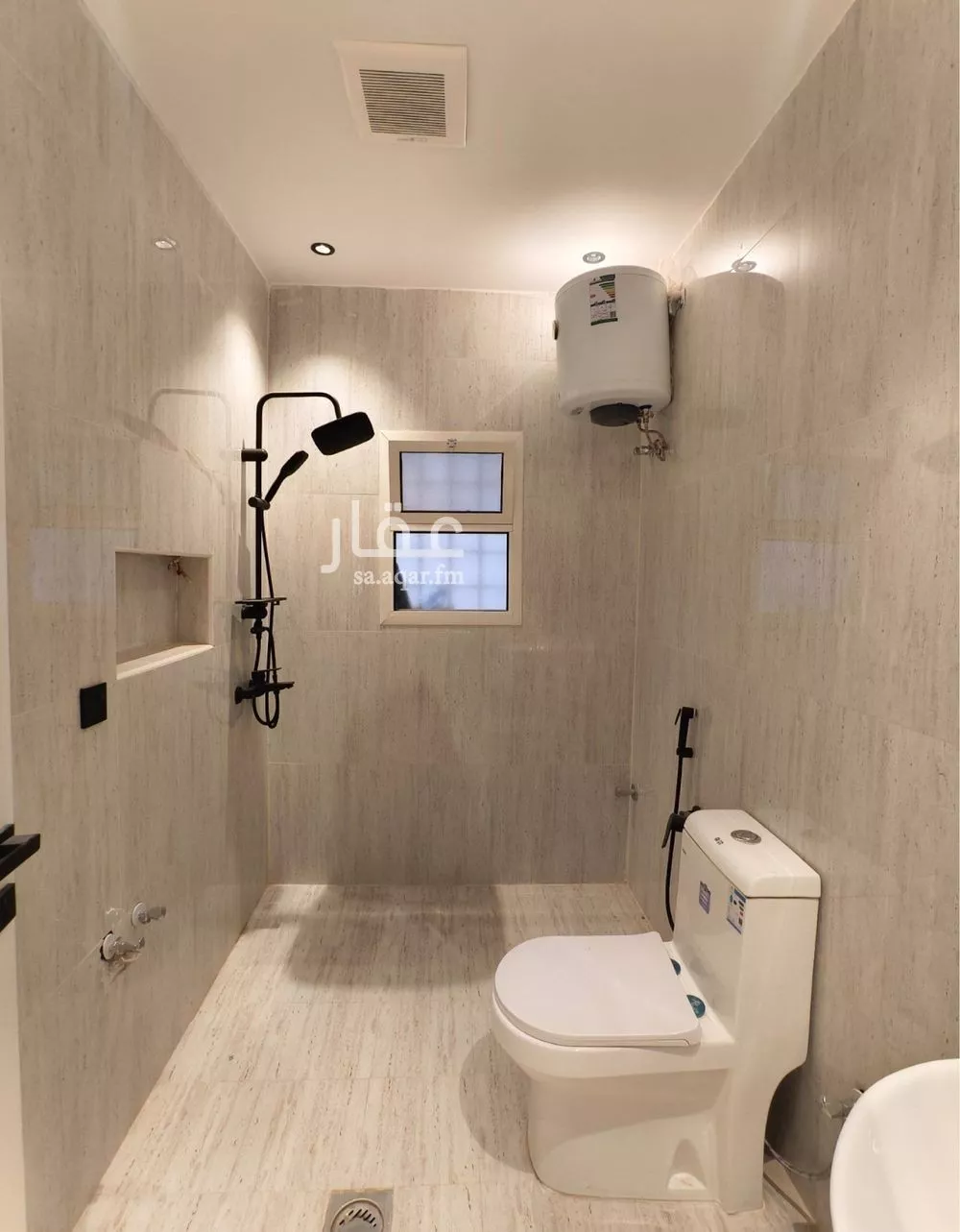1 bedroom apartment in Al Malqa 7