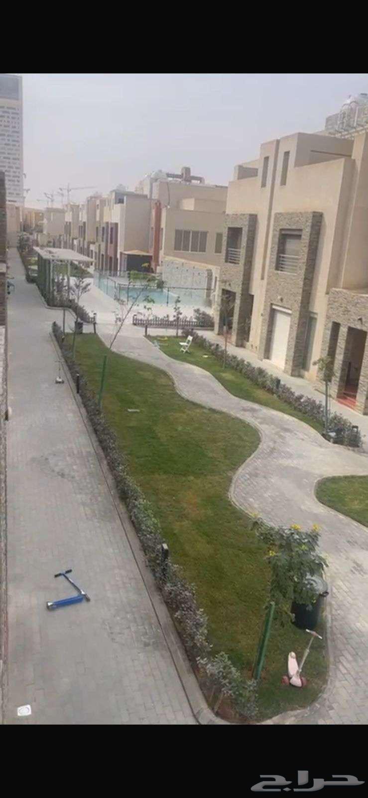فيلا 5 غرف في الياسمين 6