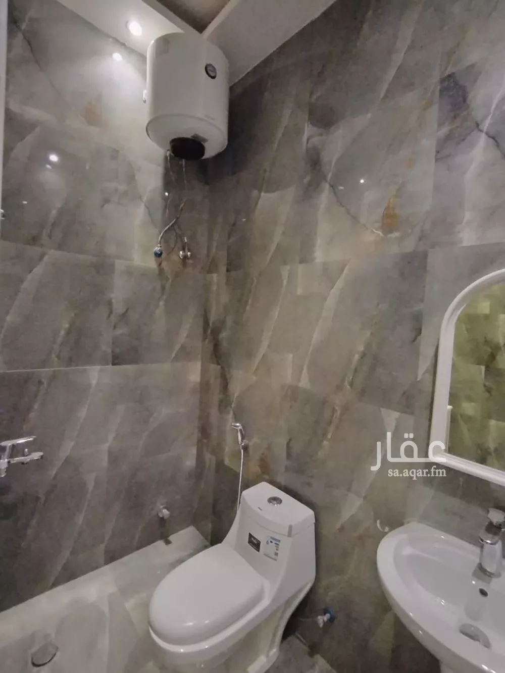1 bedroom apartment in Al Malqa 5