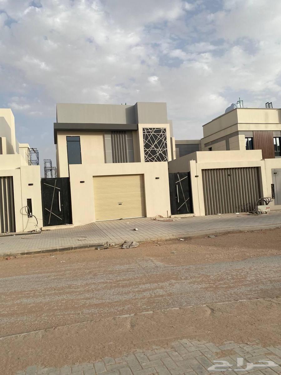 8 bedroom villa in Al Janadriyah 2