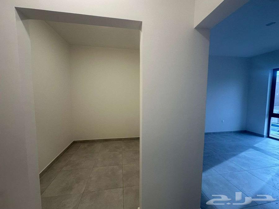 5 bedroom villa in Al Narjis 2