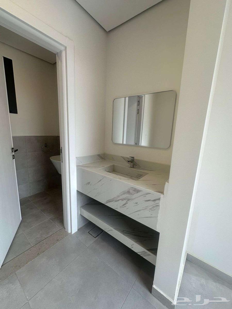 5 bedroom villa in Al Narjis 12