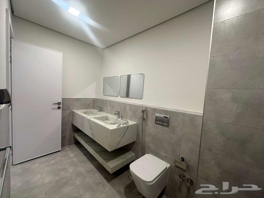 5 bedroom villa in Al Narjis 21