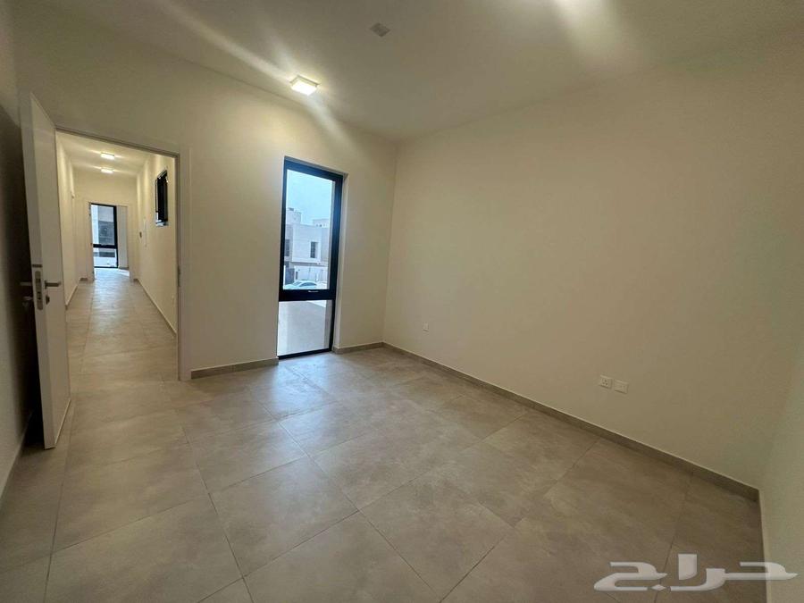 5 bedroom villa in Al Narjis 27