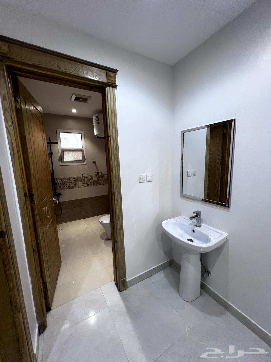 4 bedroom villa in Al Munsiyah 4