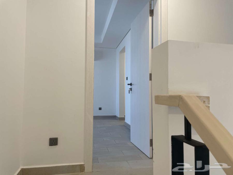 7 bedroom villa in King Abdul Aziz 16