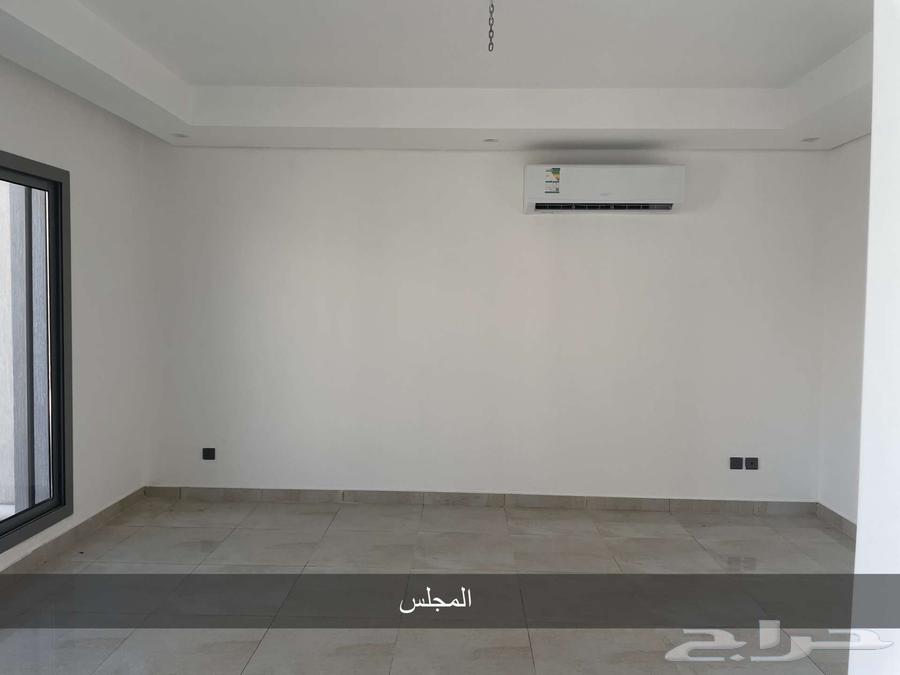 7 bedroom villa in King Abdul Aziz 4