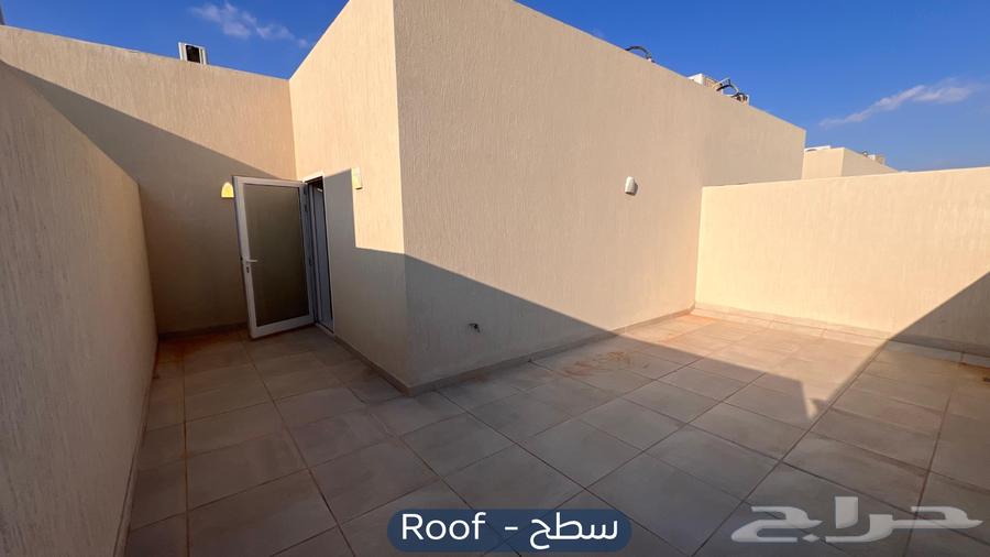 4 bedroom villa in Al Narjis 19