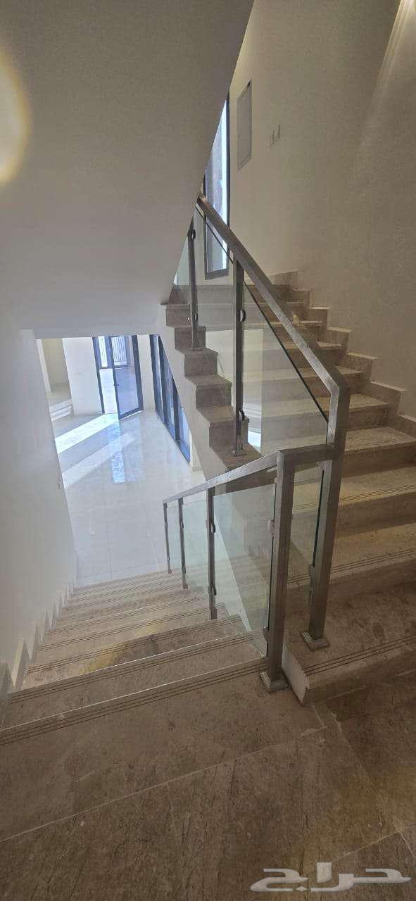 فيلا  في الجنادرية 5