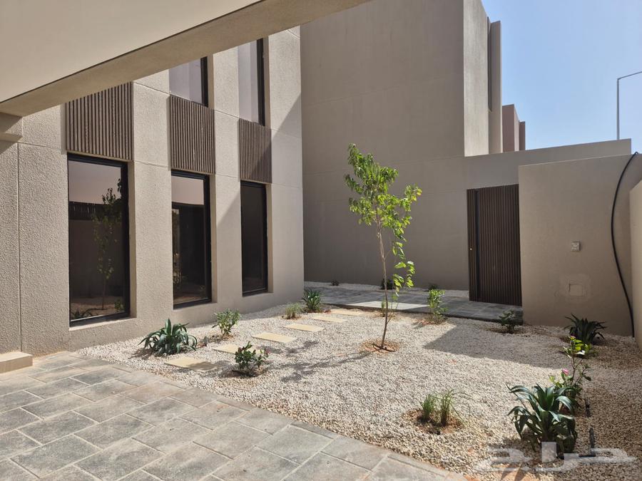 3 bedroom villa in Ar Rabiyah 3