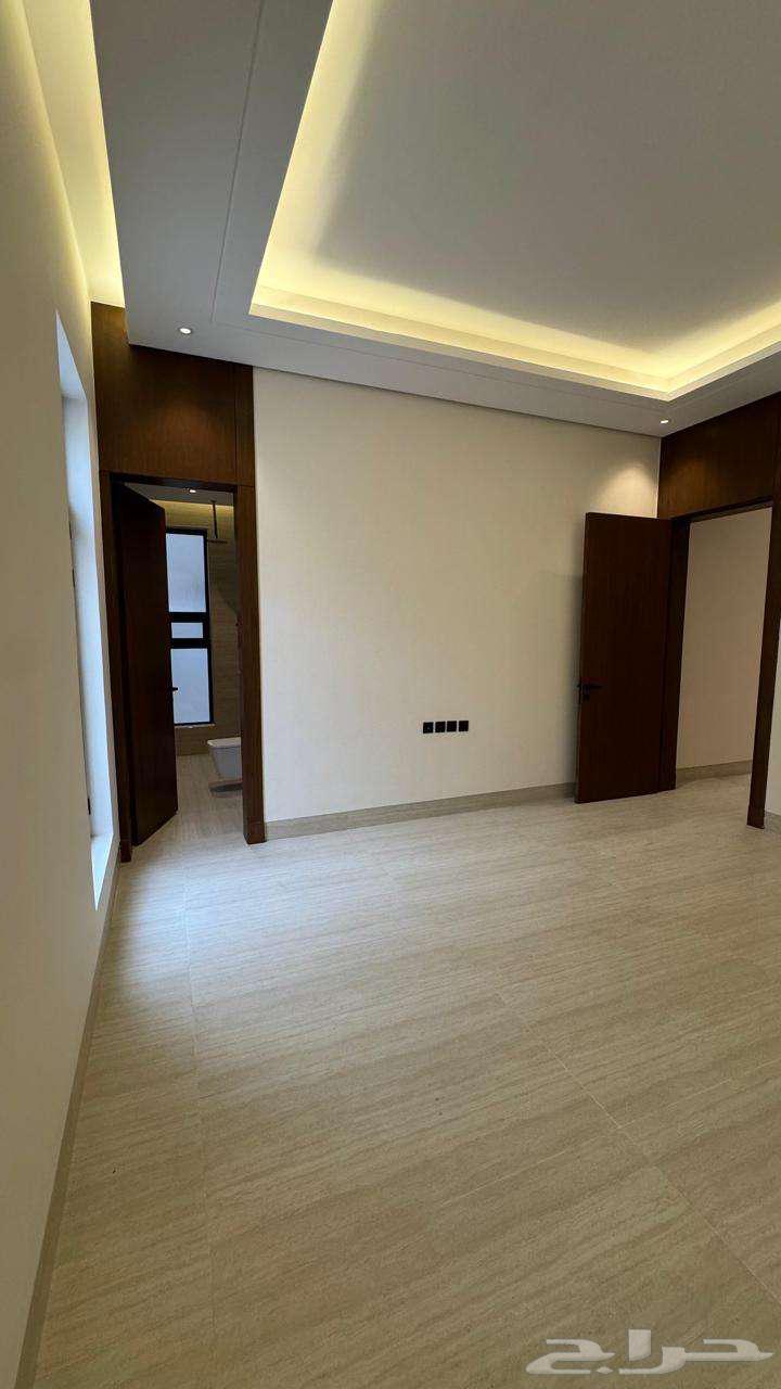 5 bedroom villa in Al Mahdiyyah 11