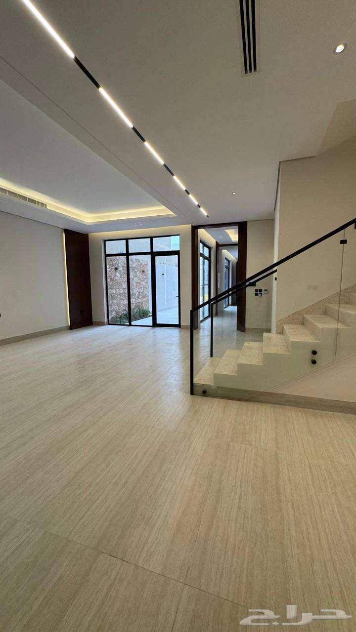 5 bedroom villa in Al Mahdiyyah 3