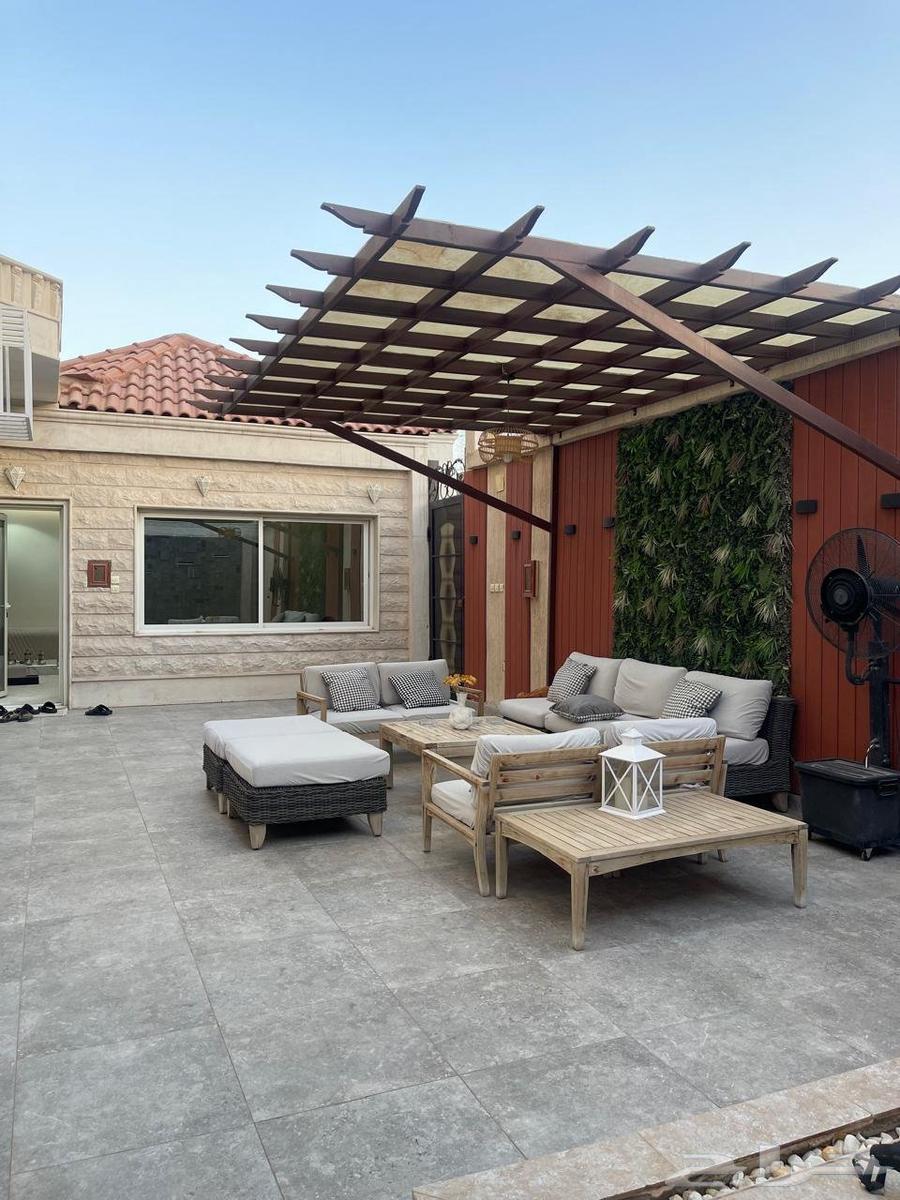 9 bedroom villa in Al Rimal 3