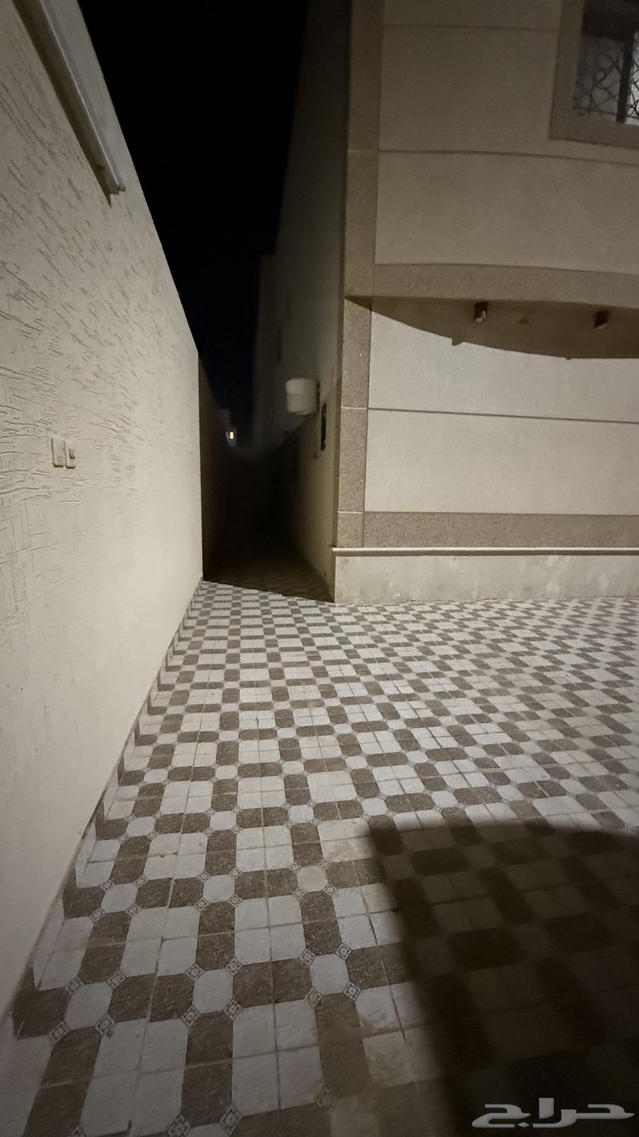 8 bedroom villa in Al Izdihar 4