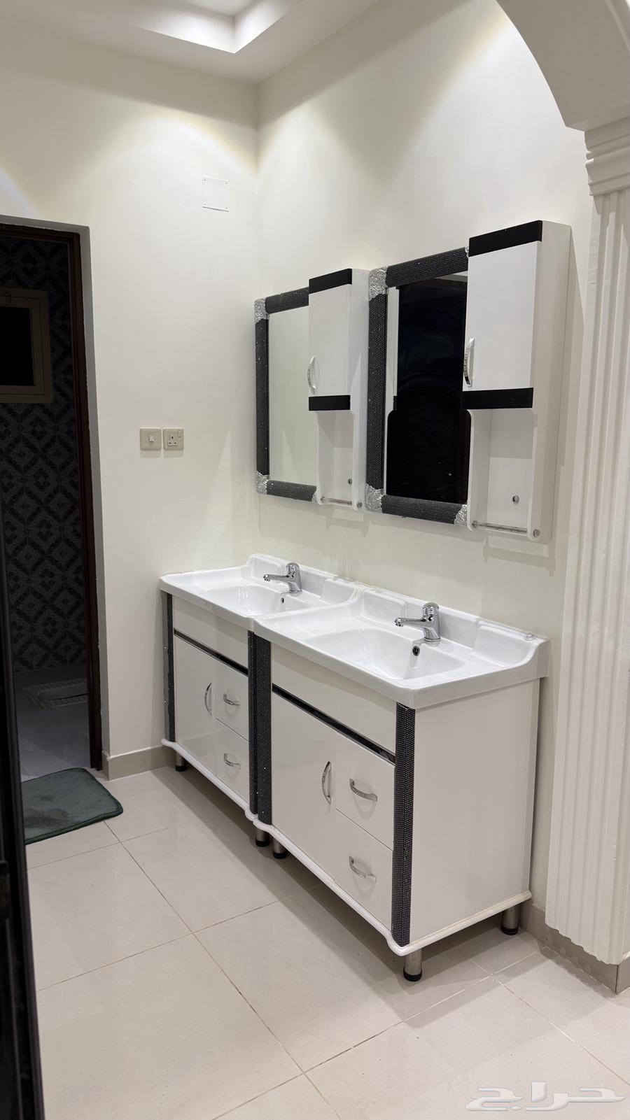 8 bedroom villa in Al Izdihar 6