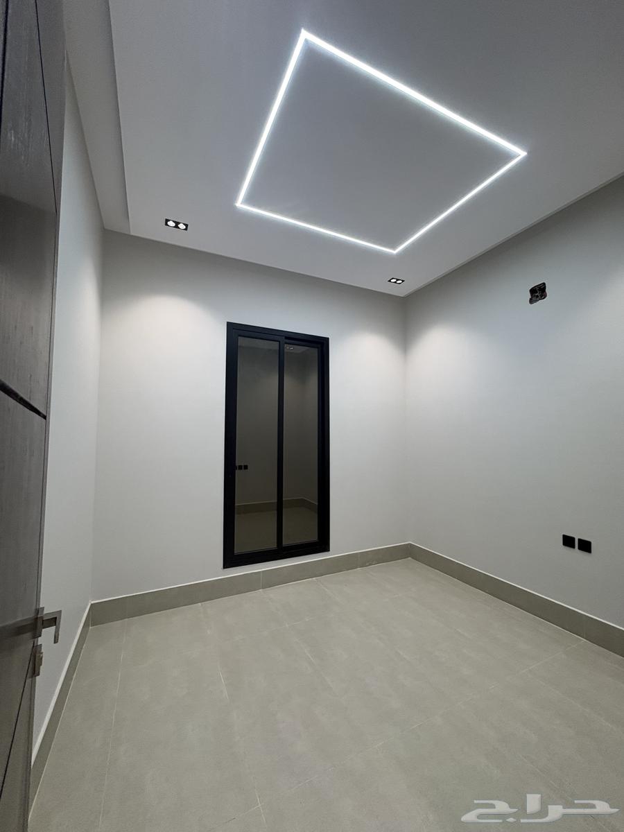8 bedroom villa in Al Uraija Al Gharbiyah 24