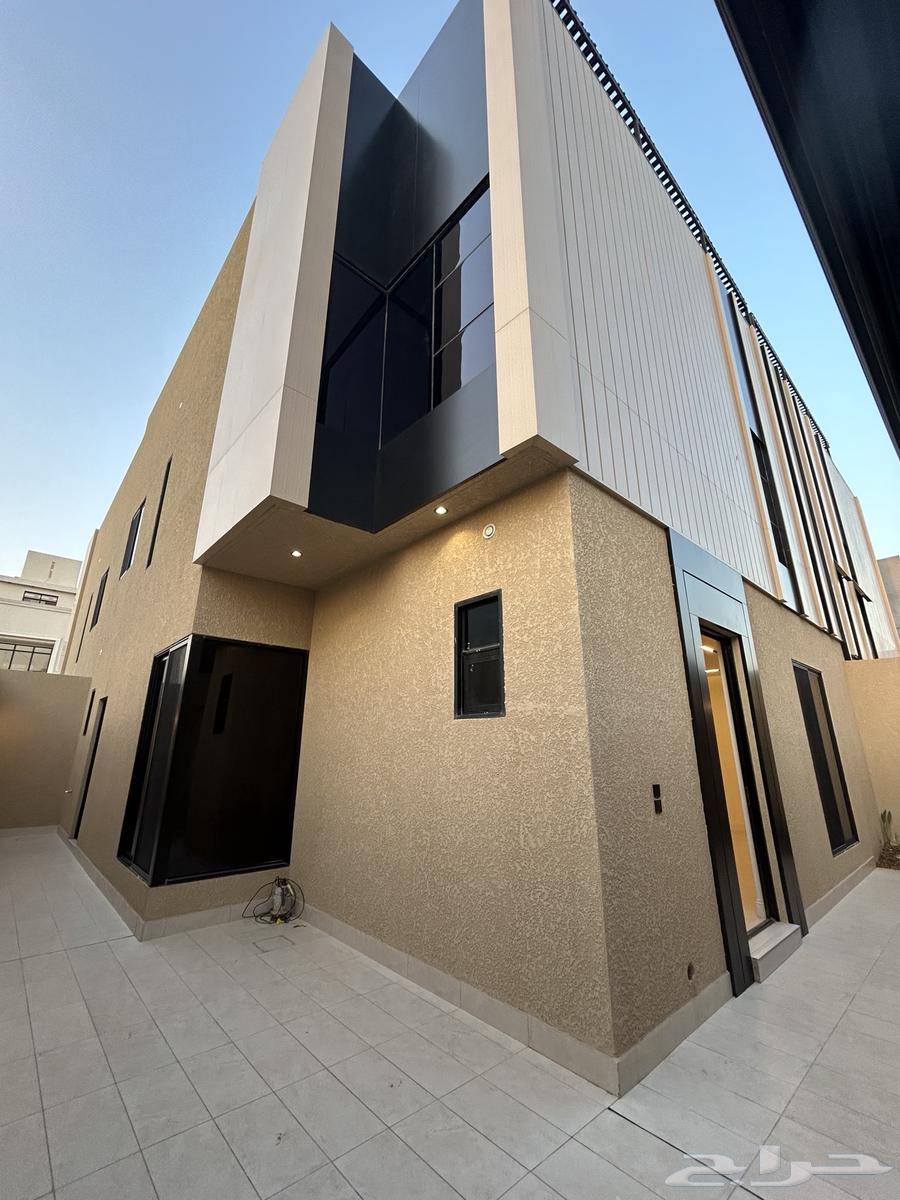 9 bedroom villa in Al Narjis 2
