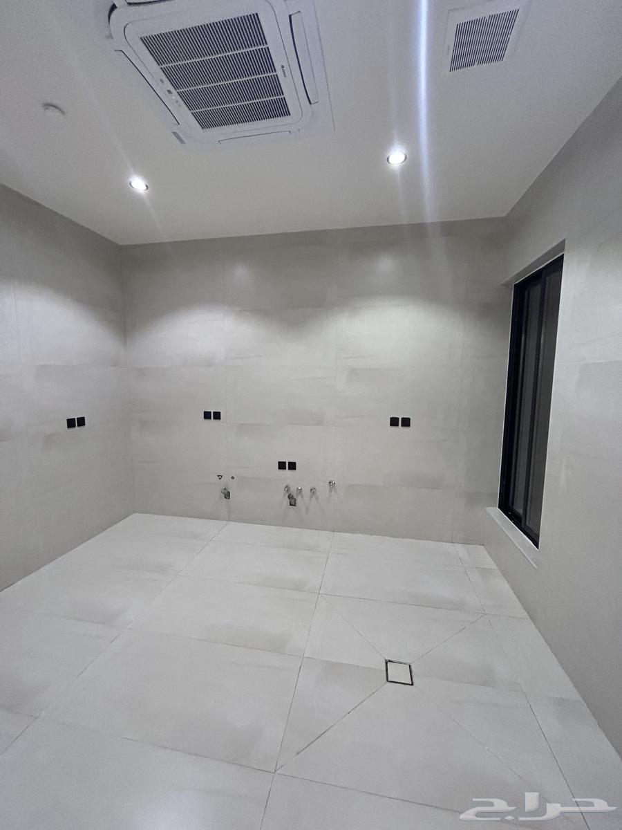 9 bedroom villa in Al Narjis 5