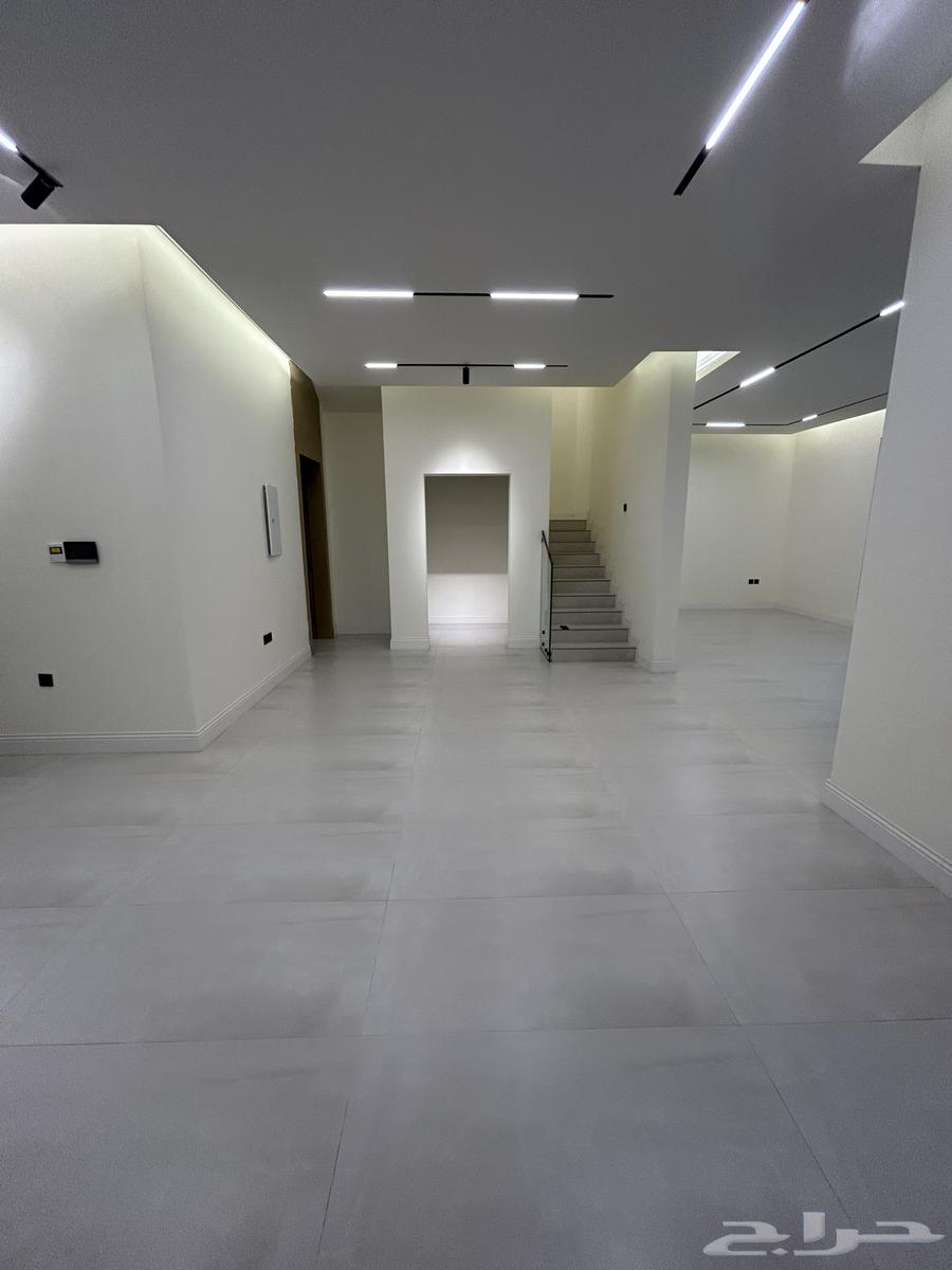 9 bedroom villa in Al Narjis 6