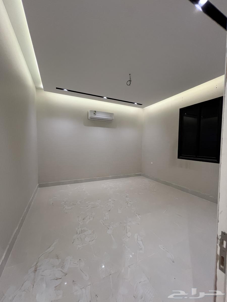 5 bedroom villa in Al Rimal 11