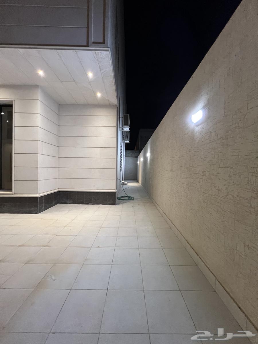 5 bedroom villa in Al Rimal 3