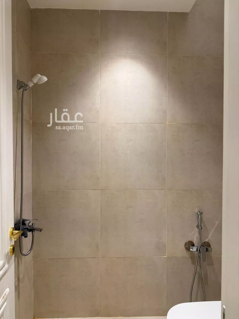 3 bedroom apartment in Al Yasmin 6