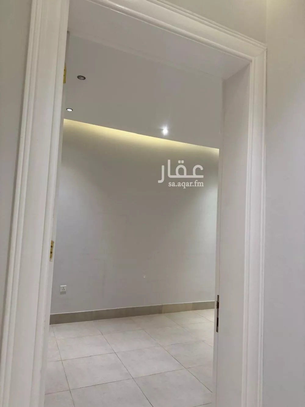 3 bedroom apartment in Al Yasmin 10