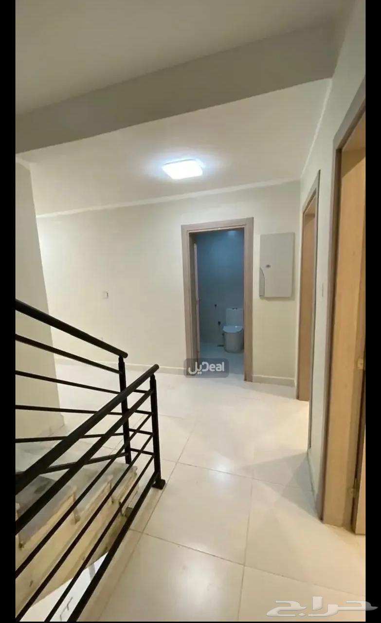 7 bedroom villa in As Suwaidi Al Gharabi, Riyadh 9
