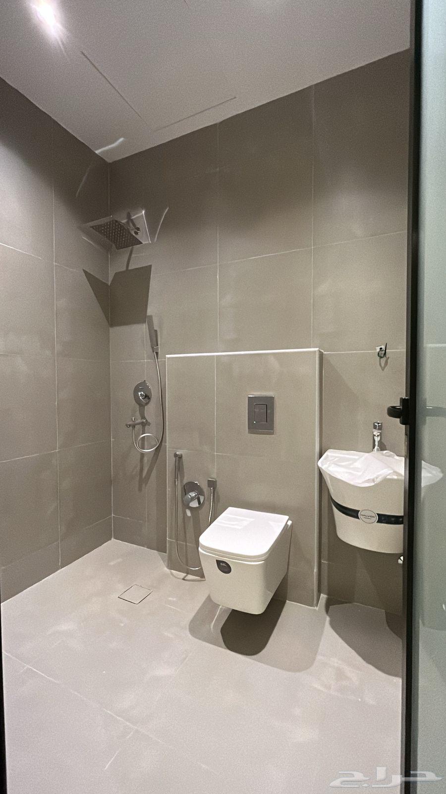 4 bedroom villa in Al Narjis 20