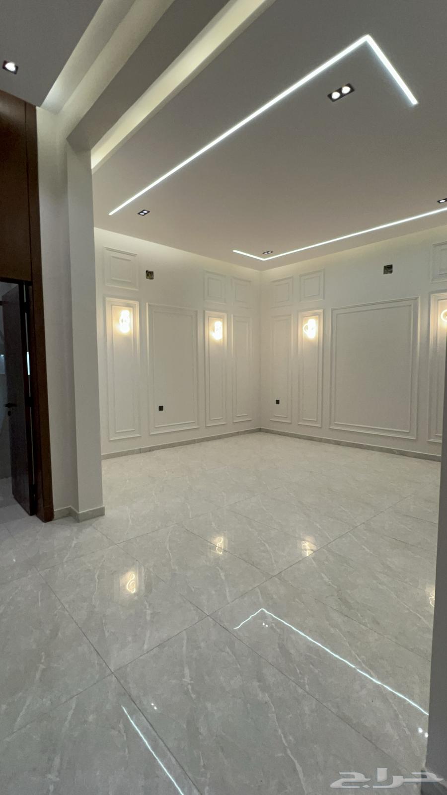 5 bedroom villa in Al Janadriyah 5