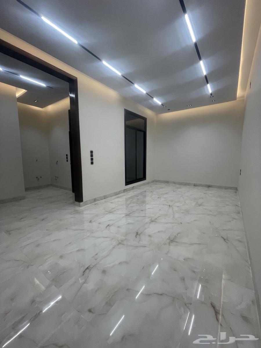 9 bedroom villa in Al Bayan 3