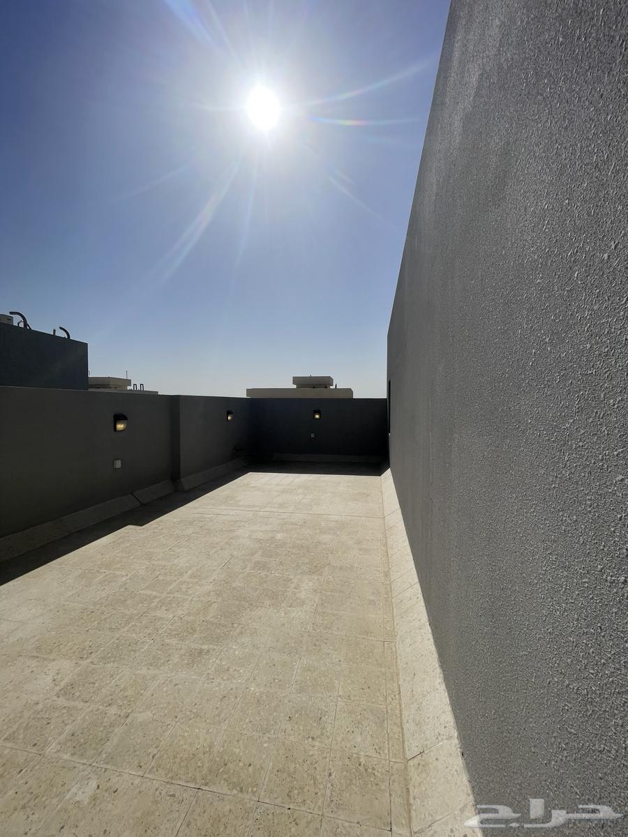 4 bedroom villa in Al Janadriyah 39