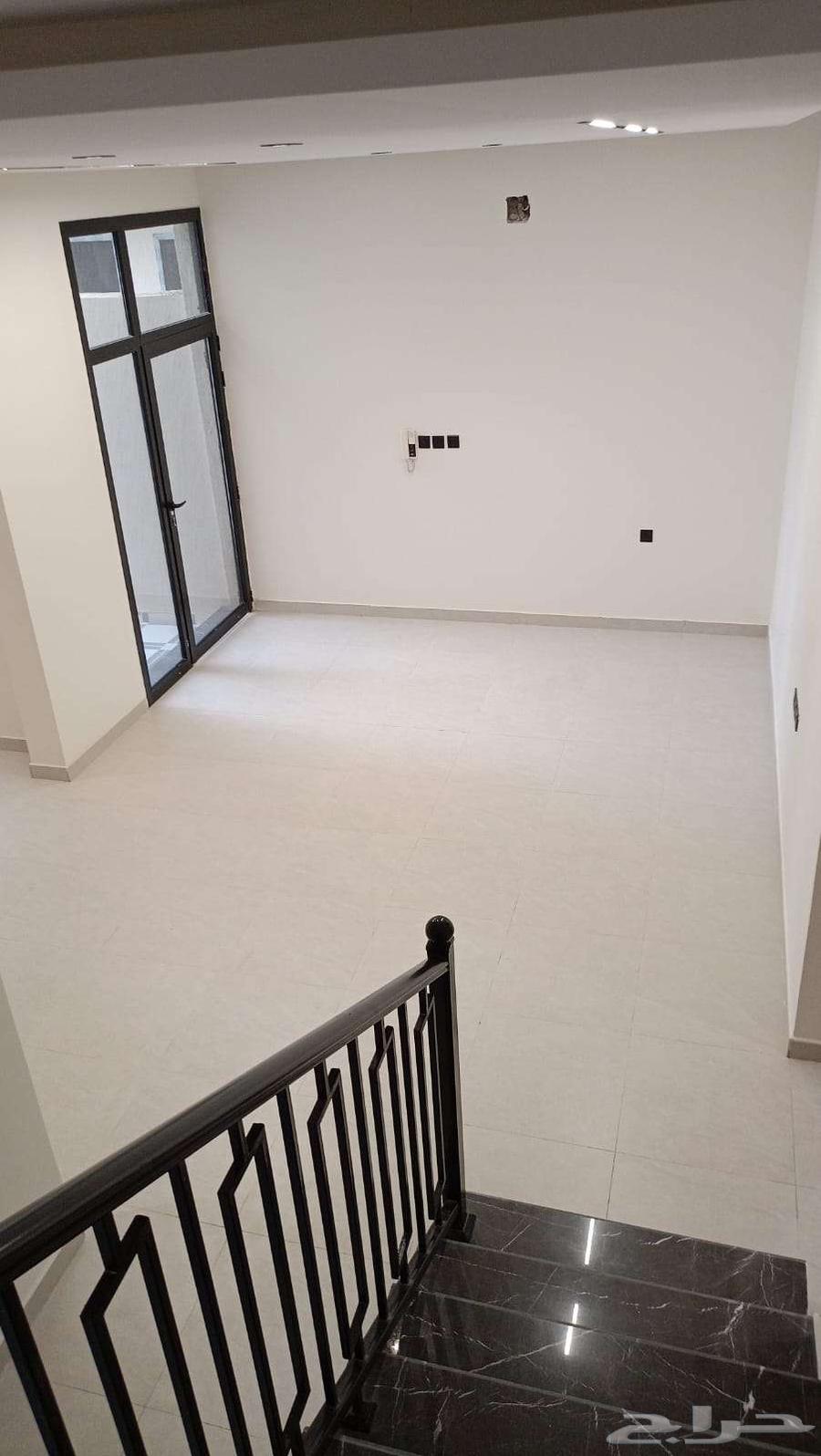 5 bedroom villa in Al Wisam 13