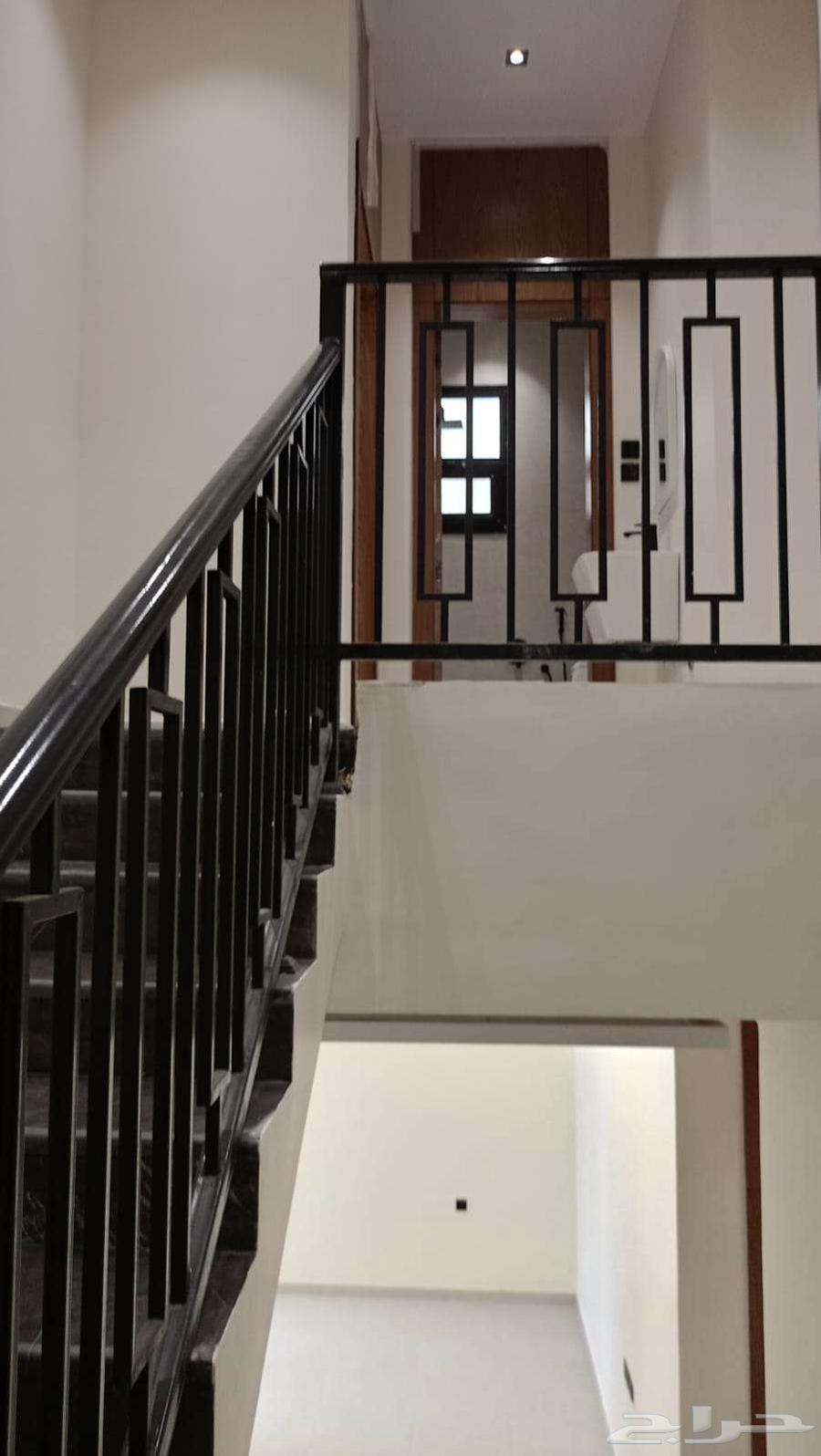 5 bedroom villa in Al Wisam 4