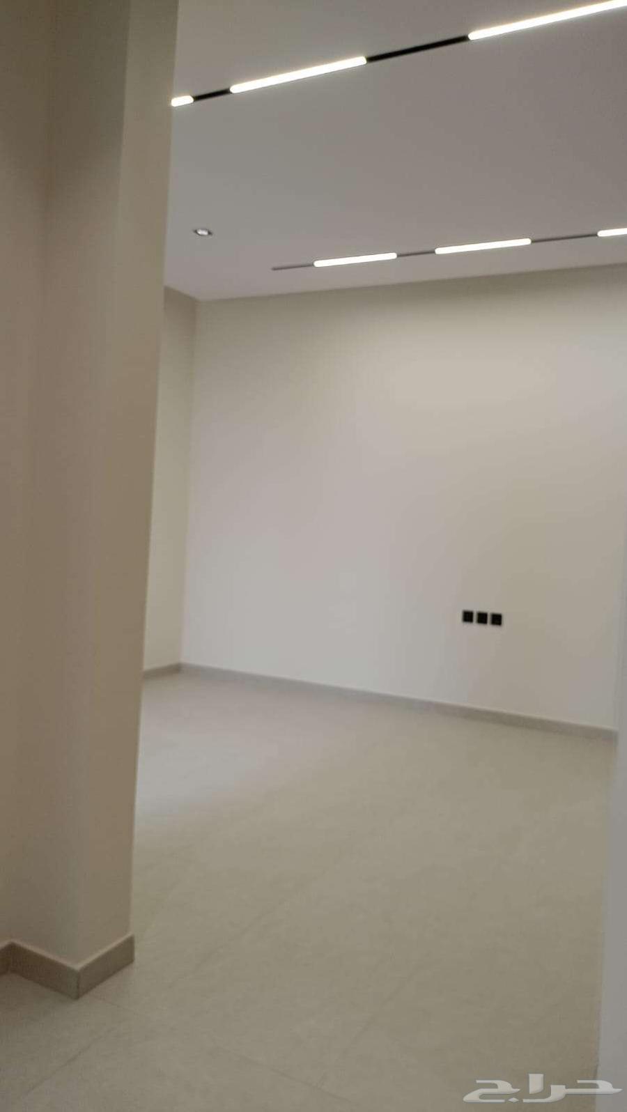 5 bedroom villa in Al Wisam 6