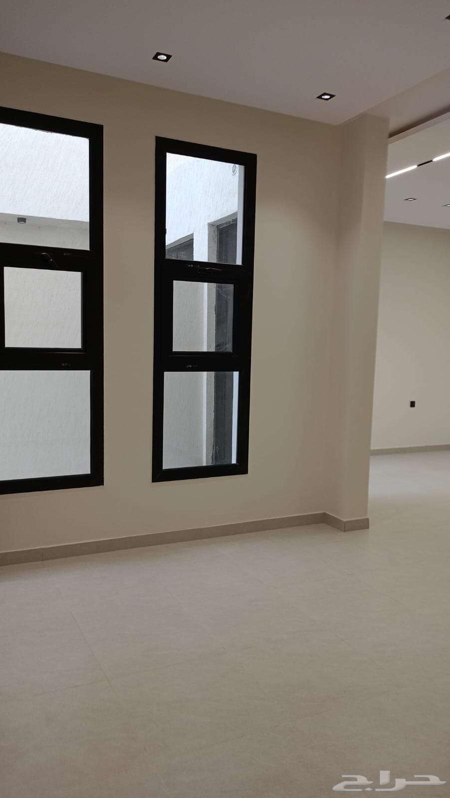 5 bedroom villa in Al Wisam 8