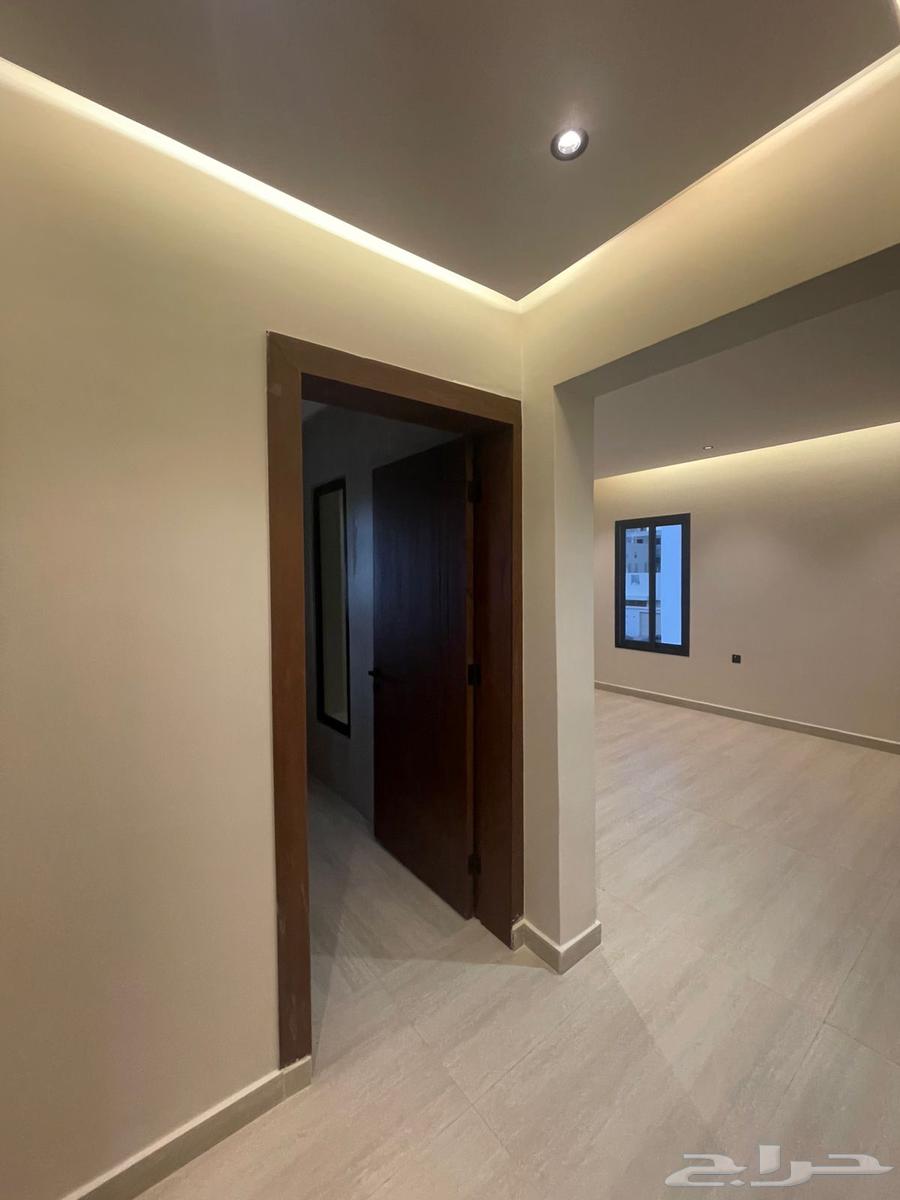 6 bedroom apartment in Al Bayan, Riyadh 13