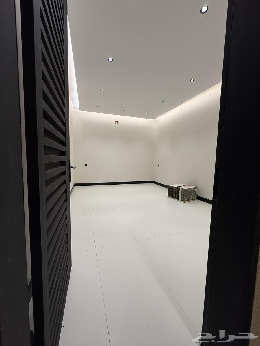 6 bedroom villa in Dhahrat Laban 6