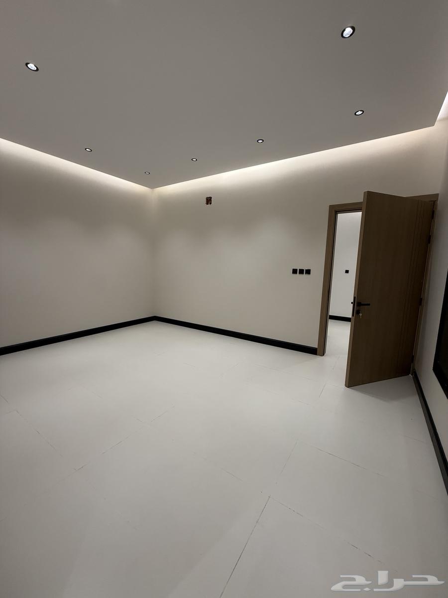 6 bedroom villa in Dhahrat Laban 10