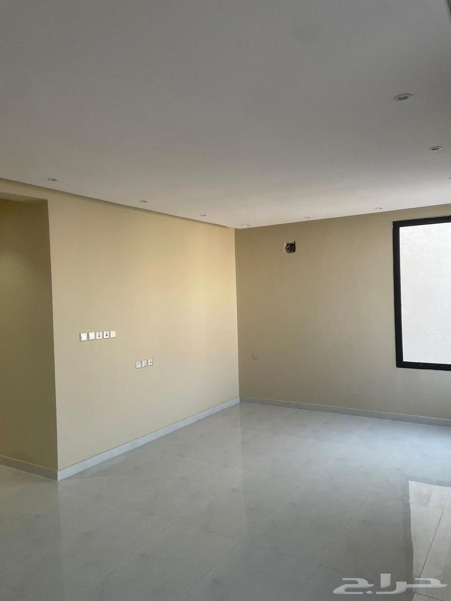 9 bedroom villa in Al Rimal 11