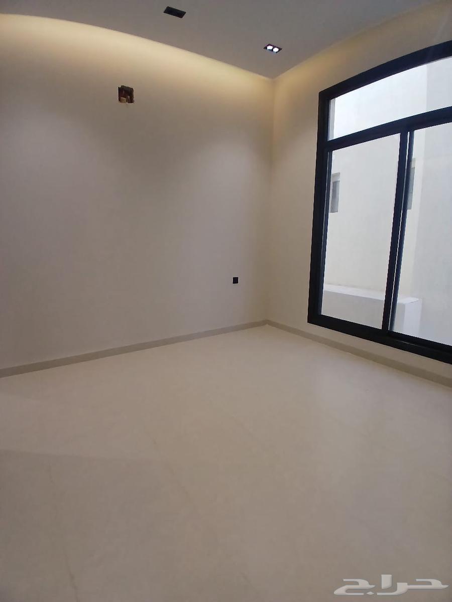 9 bedroom villa in Al Bayan 3