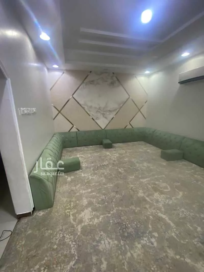 فيلا 4 غرف في النظيم 6