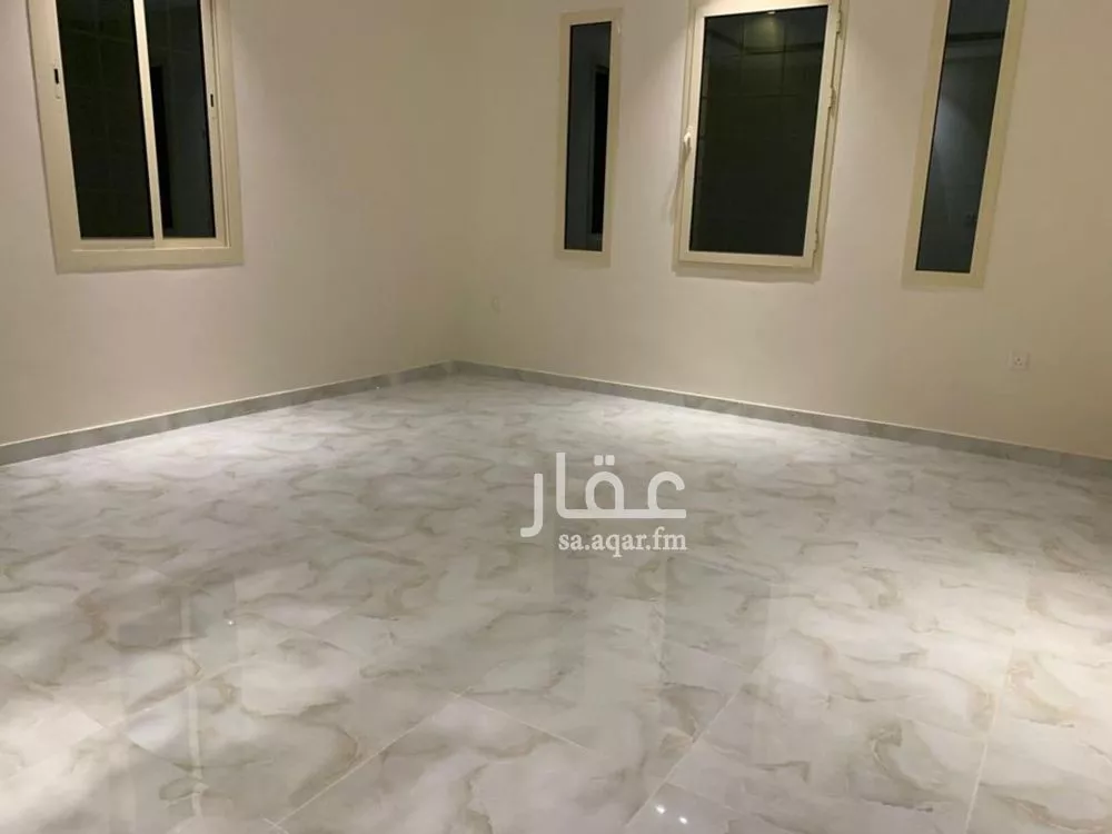 فيلا 5 غرف في الياقوت 12