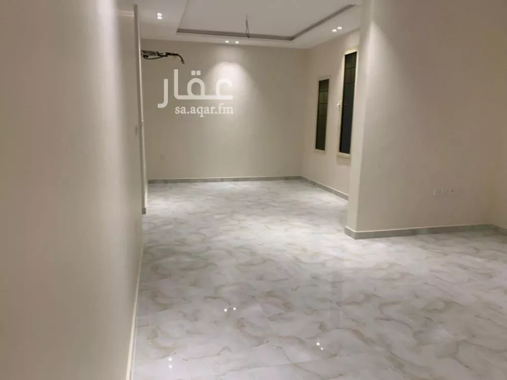 فيلا 5 غرف في الياقوت 24