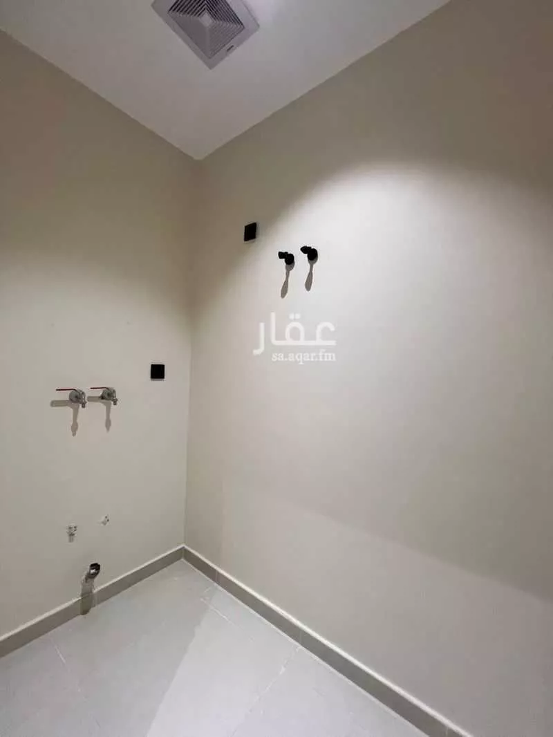 5 bedroom apartment in Umm Al Silm, Jeddah 10
